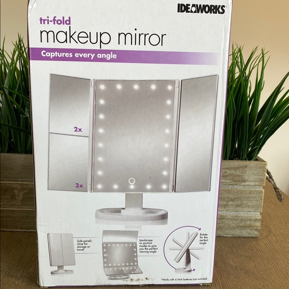 LED Tri-Fold Makeup Mirror with Magnification - Picture 2 of 5